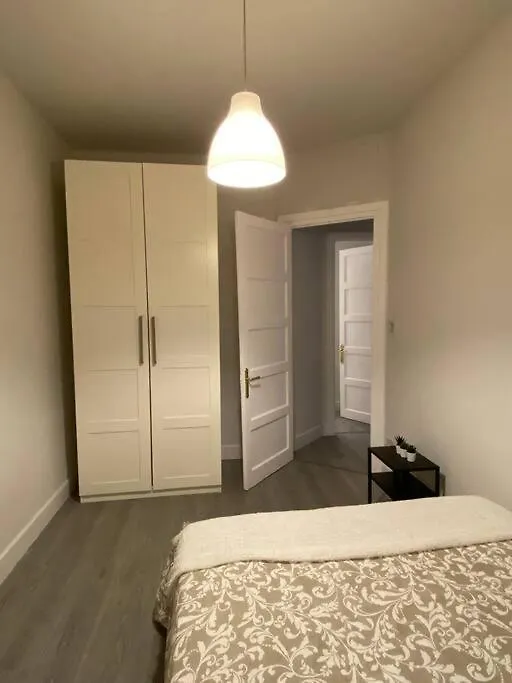 Centrico Y Moderno Apartamento En Bilbao